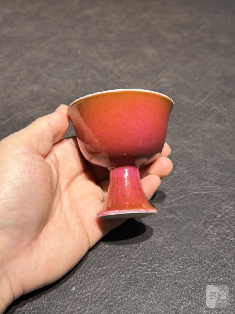 清雍正 胭脂釉高足杯一对（配木座） - 图19